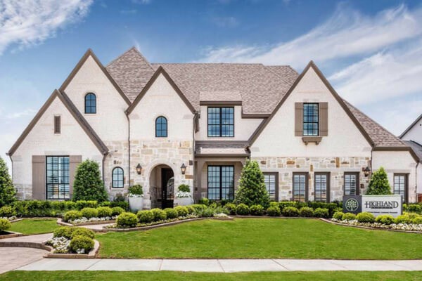 Highland Homes at The Grove Frisco