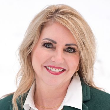 Jeanette Armstrong of RE/MAX Four Corners | Grove Gives